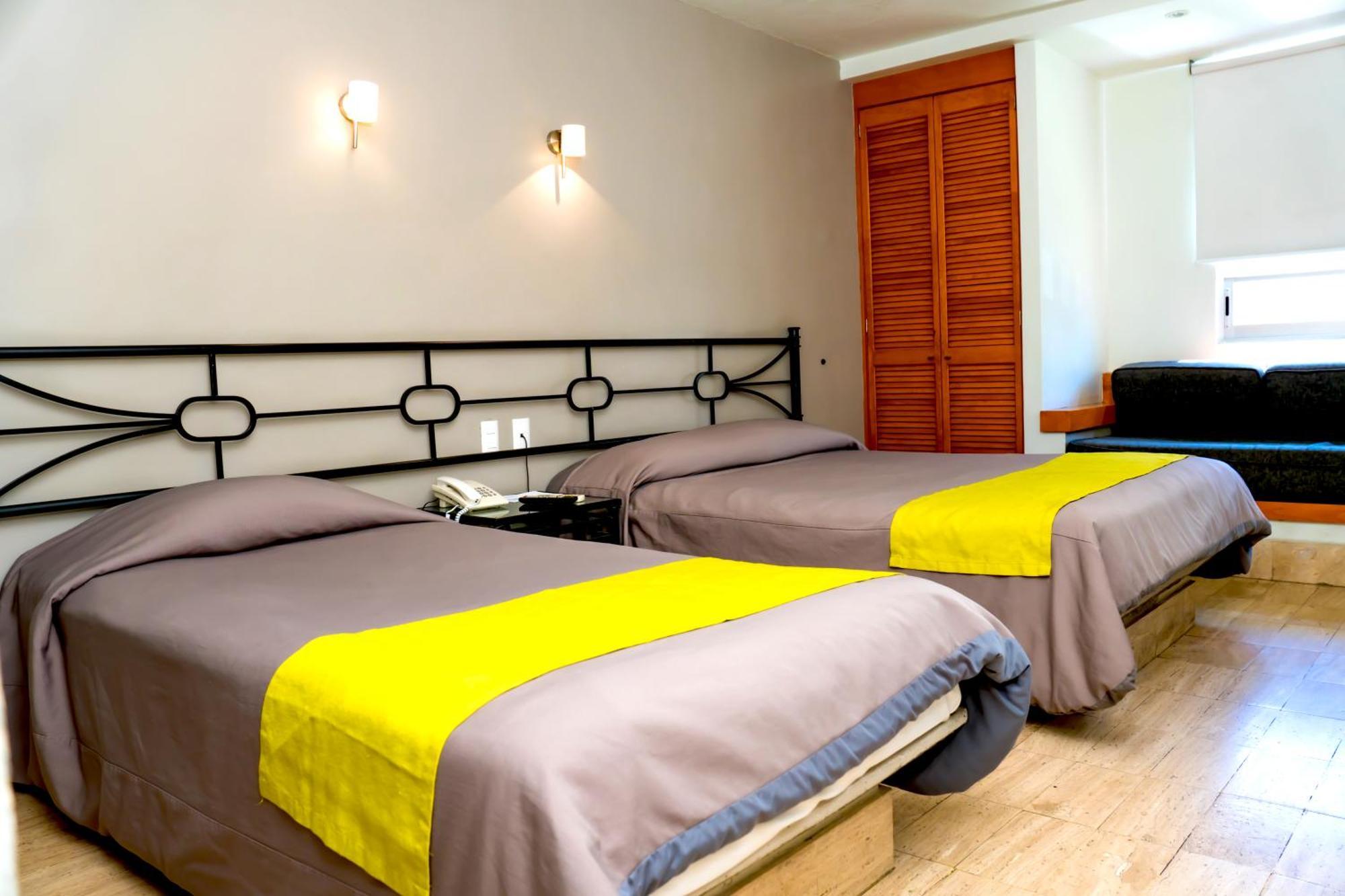 Hotel Arboledas Expo Гвадалахара Экстерьер фото